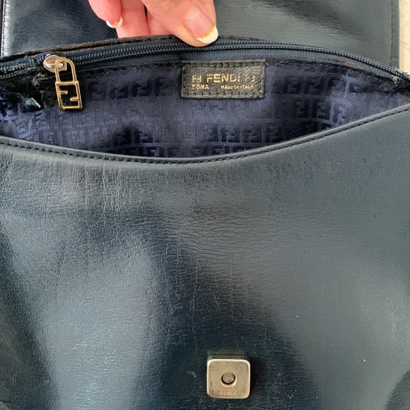 Vintage Fendi Bag! - Picture 7 of 13